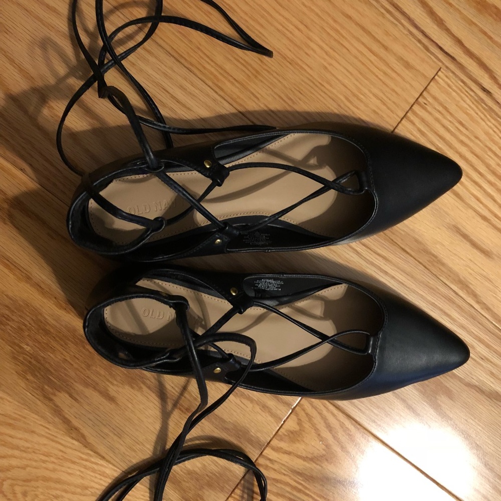 Old Navy Ankle Tie Wrap Ballet Flats